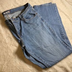 Levi curvy bootcut 529 size 14